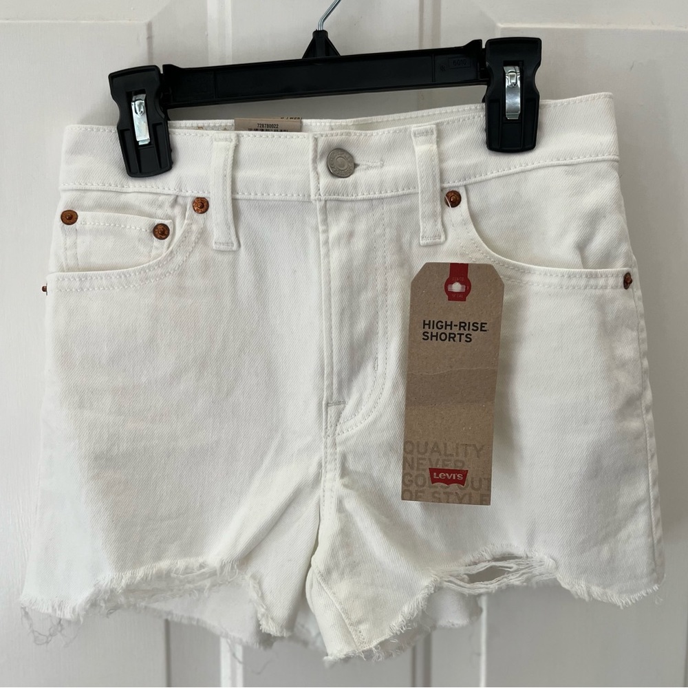 Levi’s: High-Rise Short, Slim Through Hip, white, size 0, W25